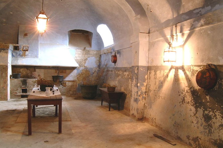 Villa del Colle del Cardinale, veduta della cucina