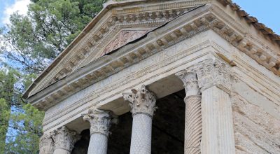 “Un monumento che affascina da secoli”: visita al Tempietto sul Clitunno