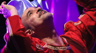 “Il mercante di stoffe”, la storia di San Francesco D’Assisi al teatro romano di Carsulae!